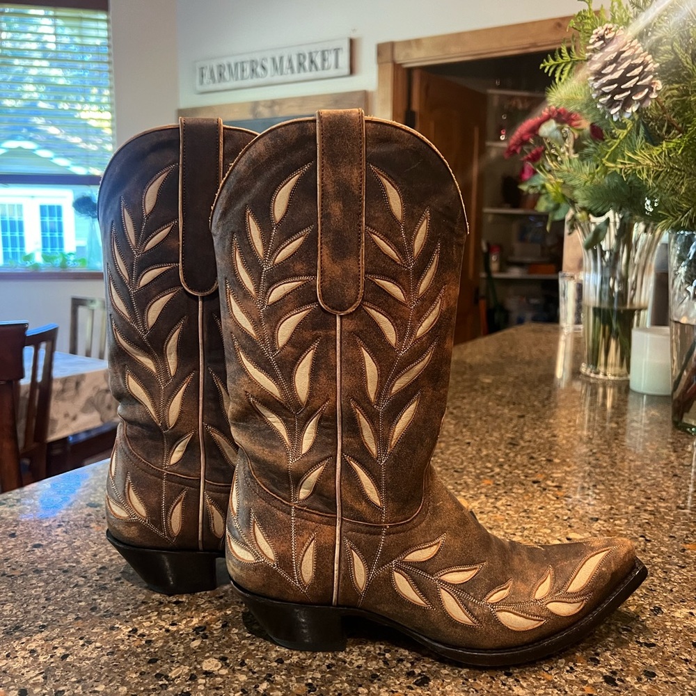 The Old Gringo Women’s 9